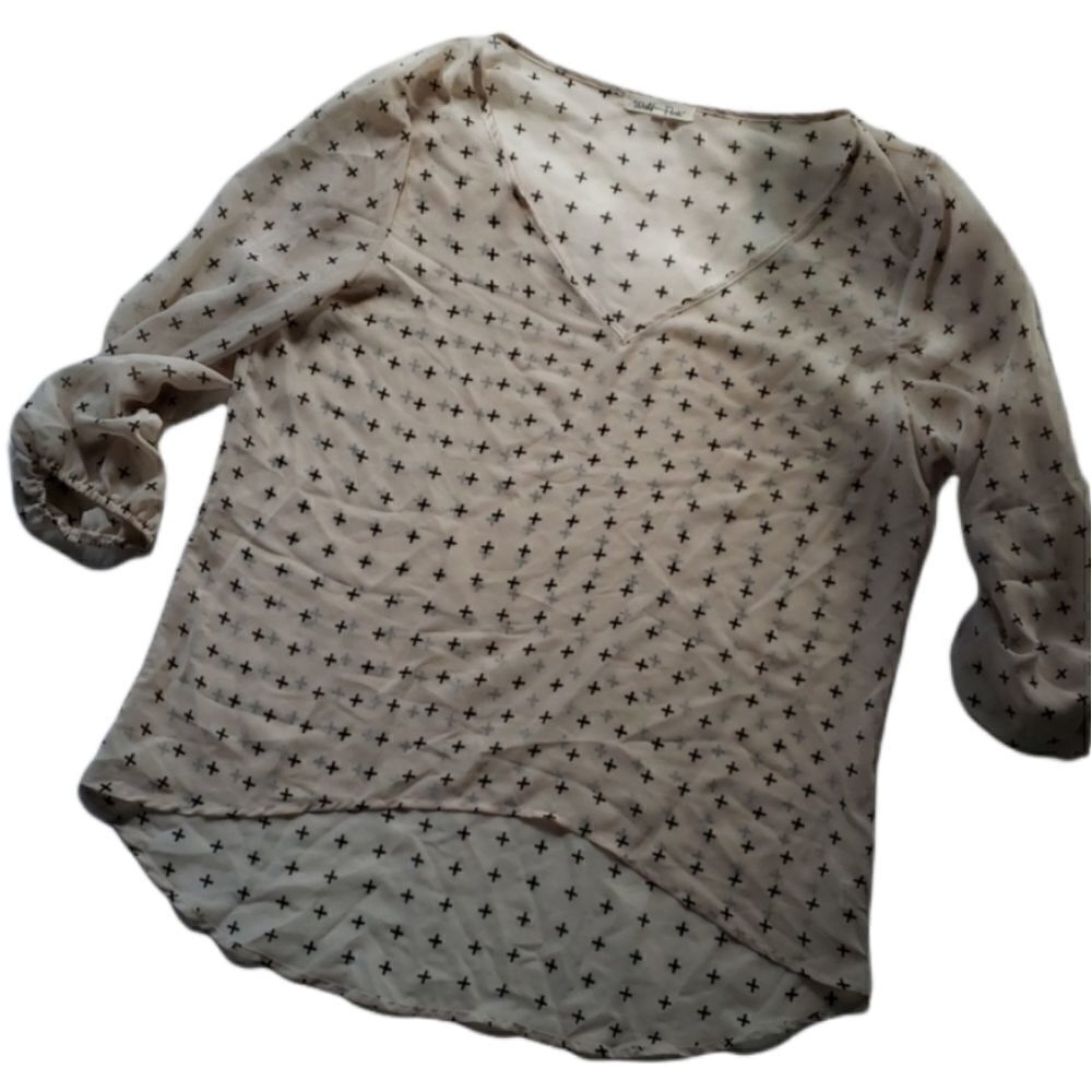 Sheer cross pattern long sleeve blouse